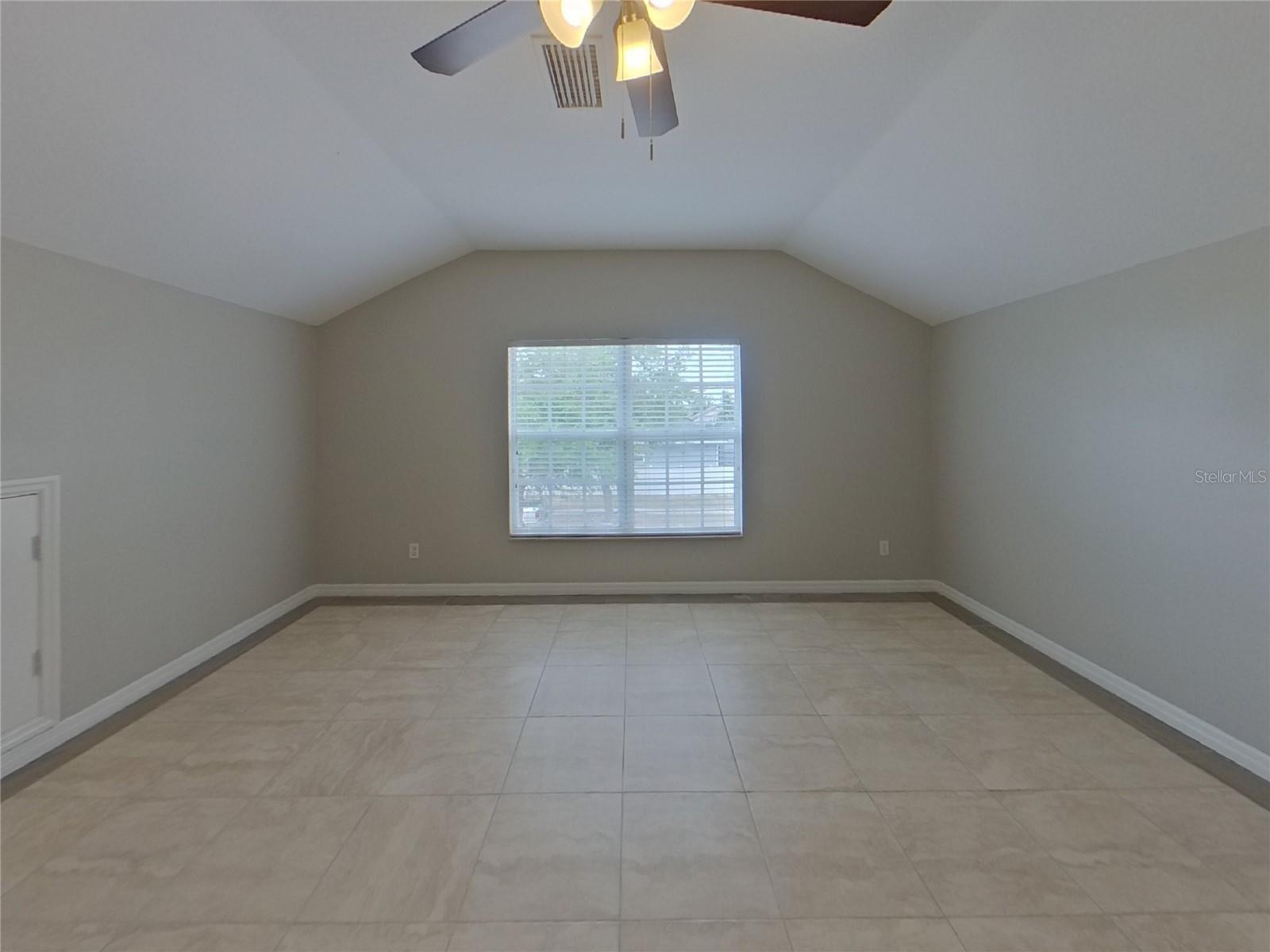 COVINA AT BAY PARK, RUSKIN, FL, 33570