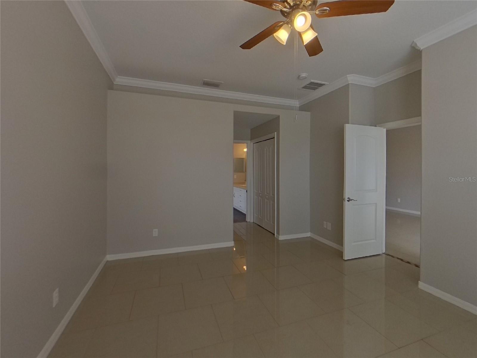 COVINA AT BAY PARK, RUSKIN, FL, 33570