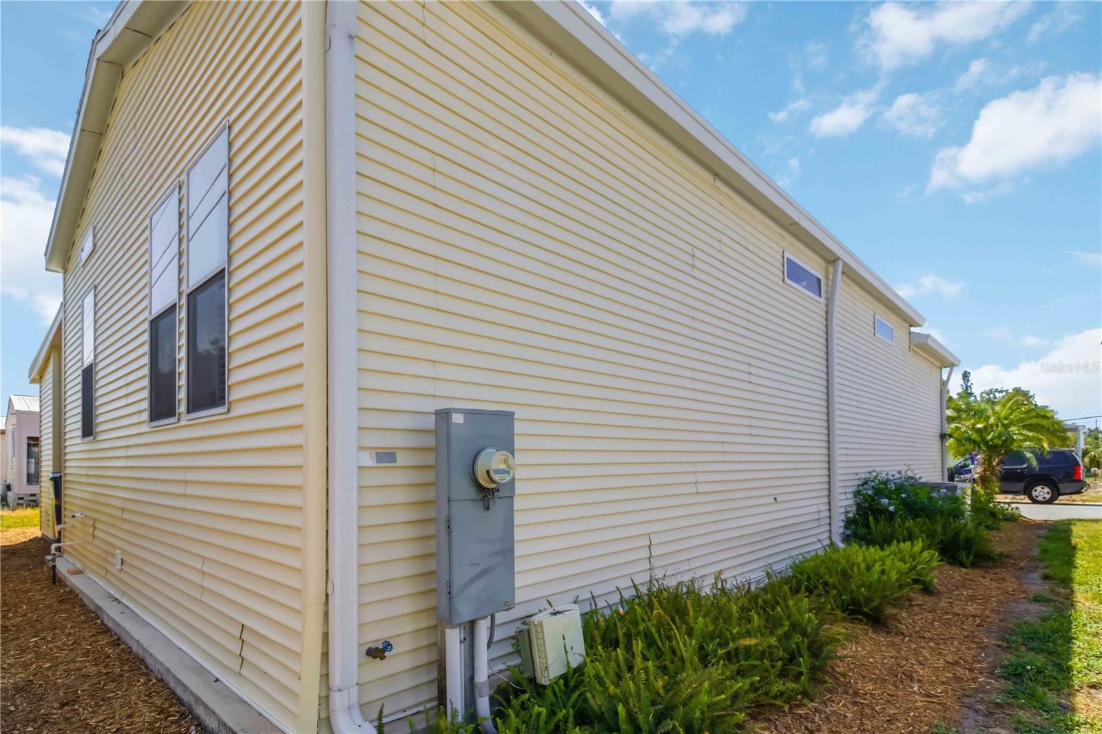 915 50TH AVE W, BRADENTON, FL, 34207