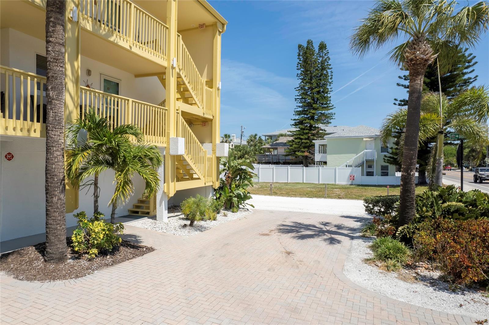 708 GULF BLVD #D, INDIAN ROCKS BEACH, FL, 33785