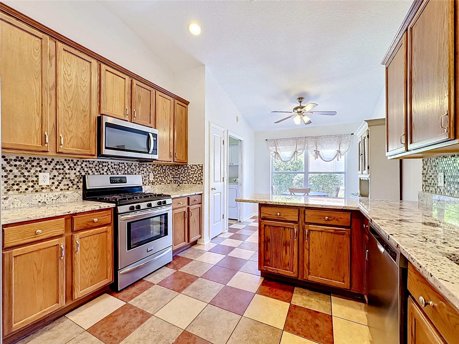 6711 SOMERSET GARDEN WAY, APOLLO BEACH, FL, 33572