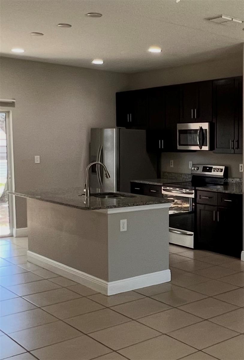 528 FINCH LN, KISSIMMEE, FL, 34759