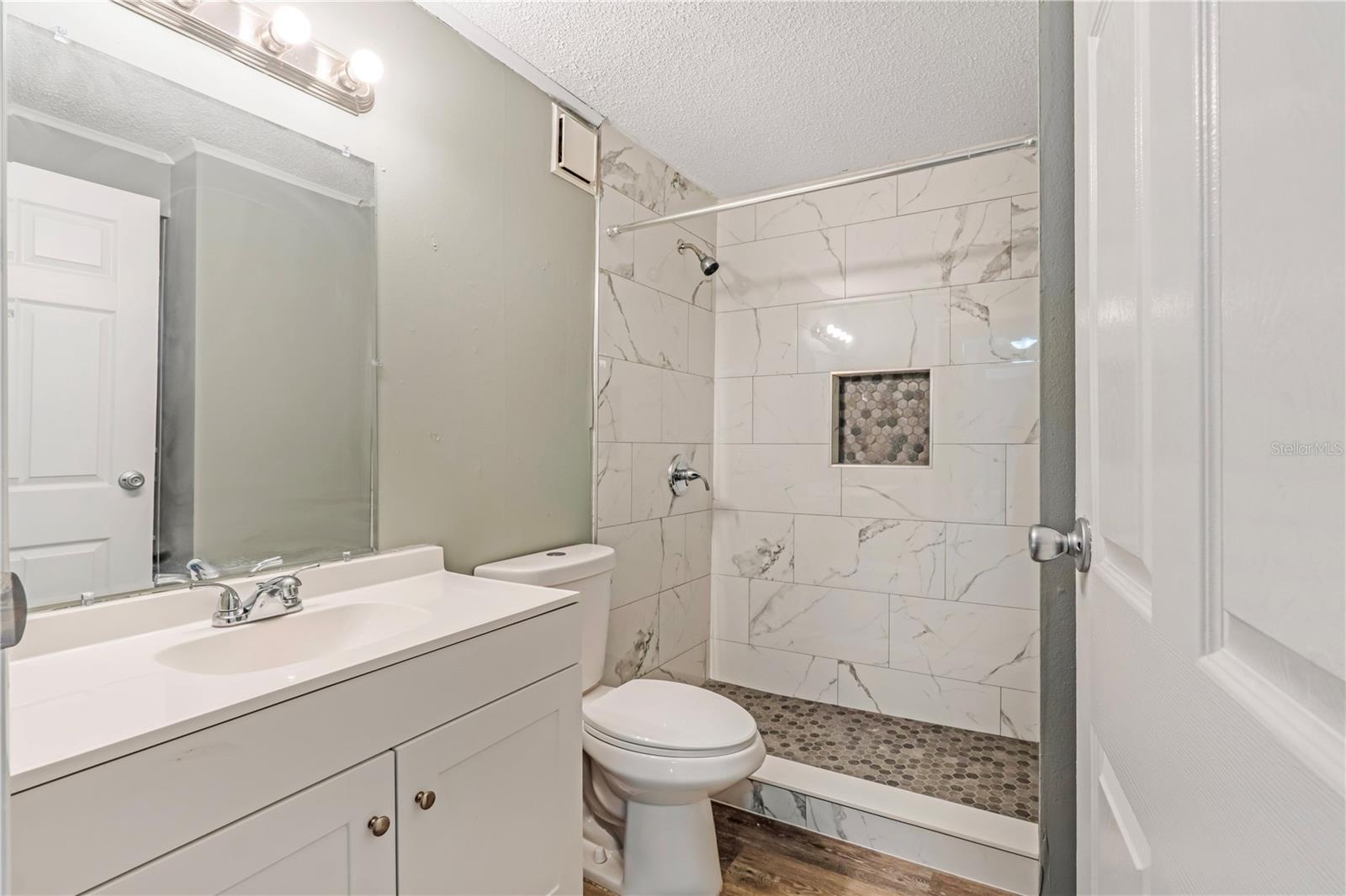133 COLOMBA RD, DEBARY, FL, 32713