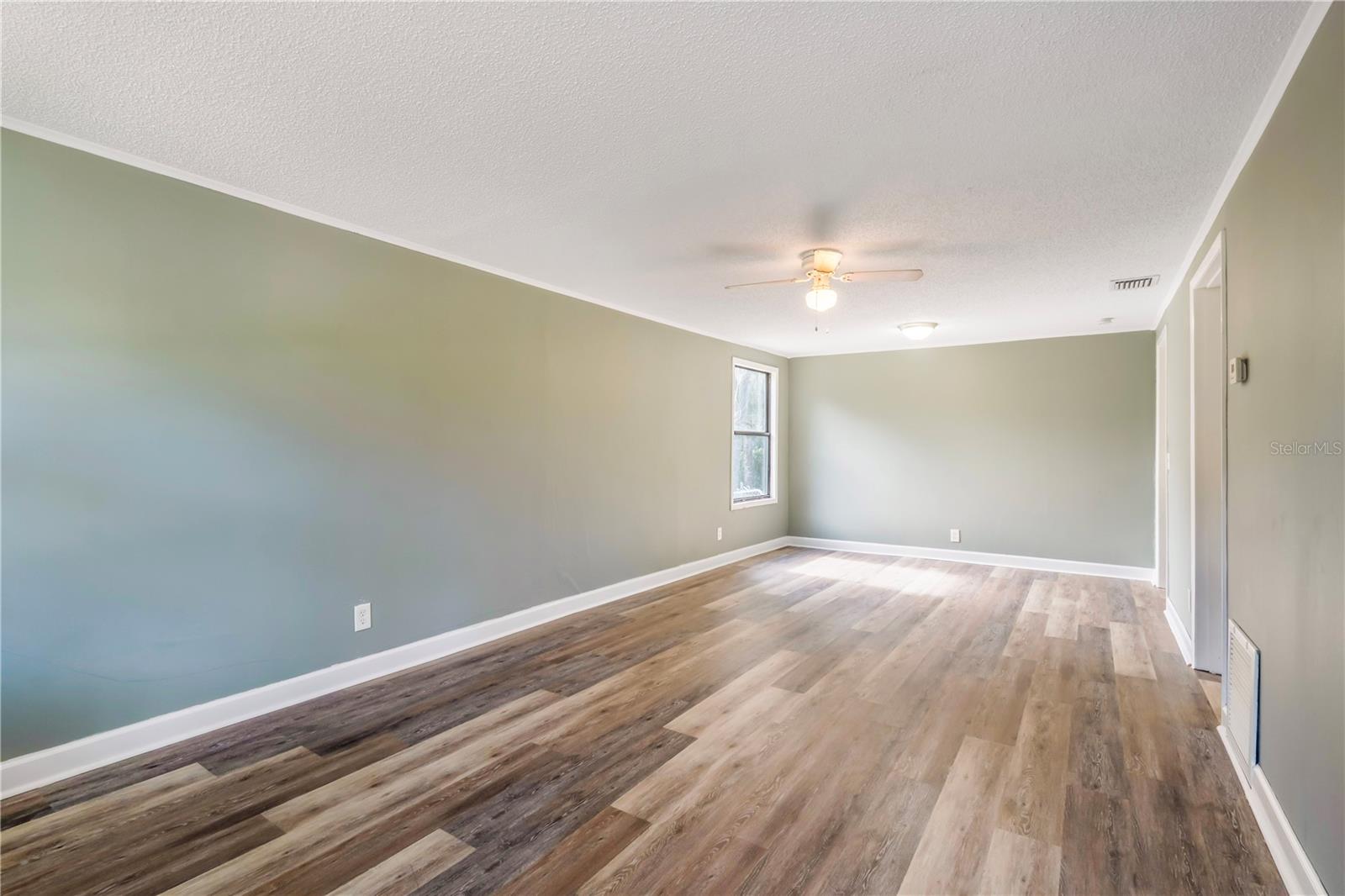 133 COLOMBA RD, DEBARY, FL, 32713