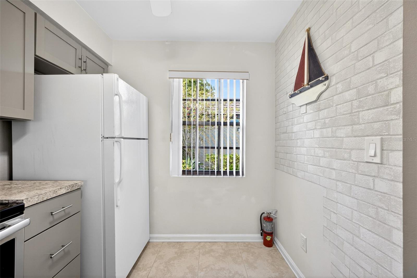 6300 S POINTE BLVD #327, FORT MYERS, FL, 33919