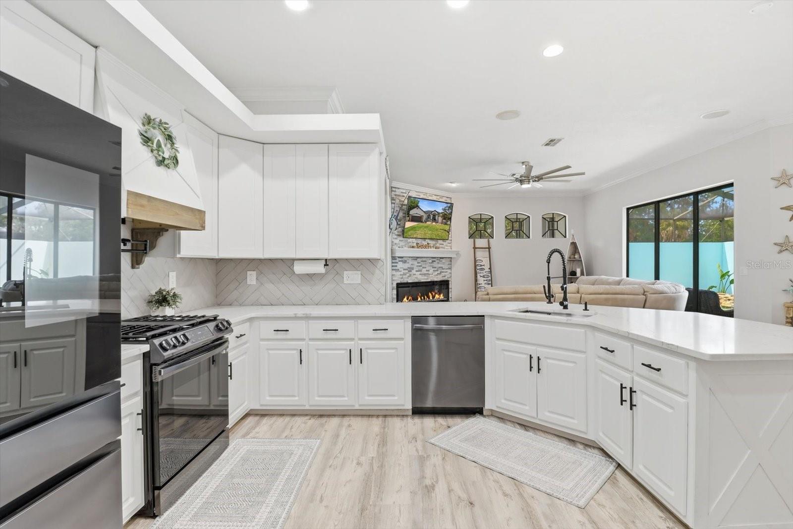 11870 W WATERWAY DR, HOMOSASSA, FL, 34448