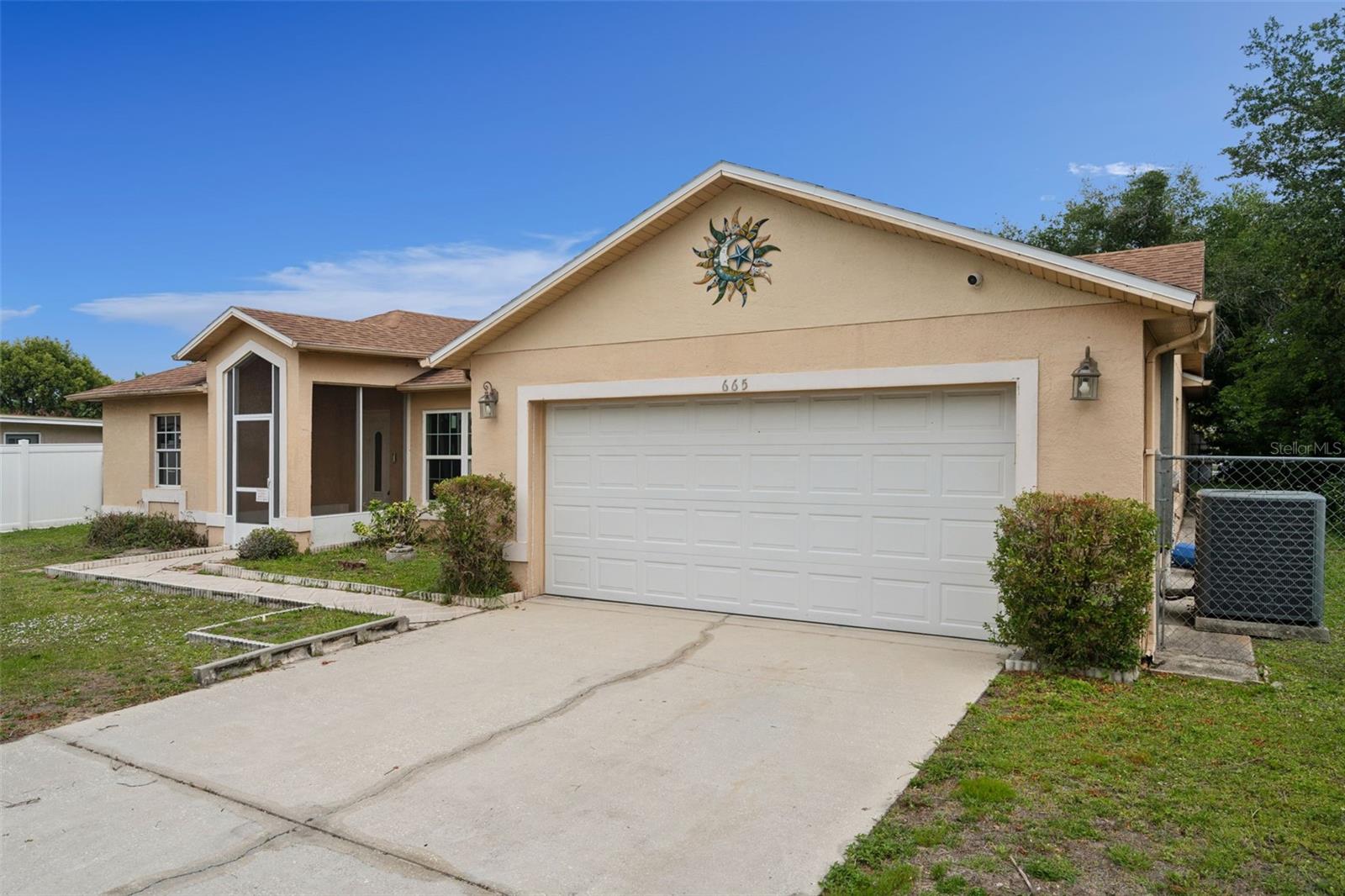 665 STERLING DR, KISSIMMEE, FL, 34758
