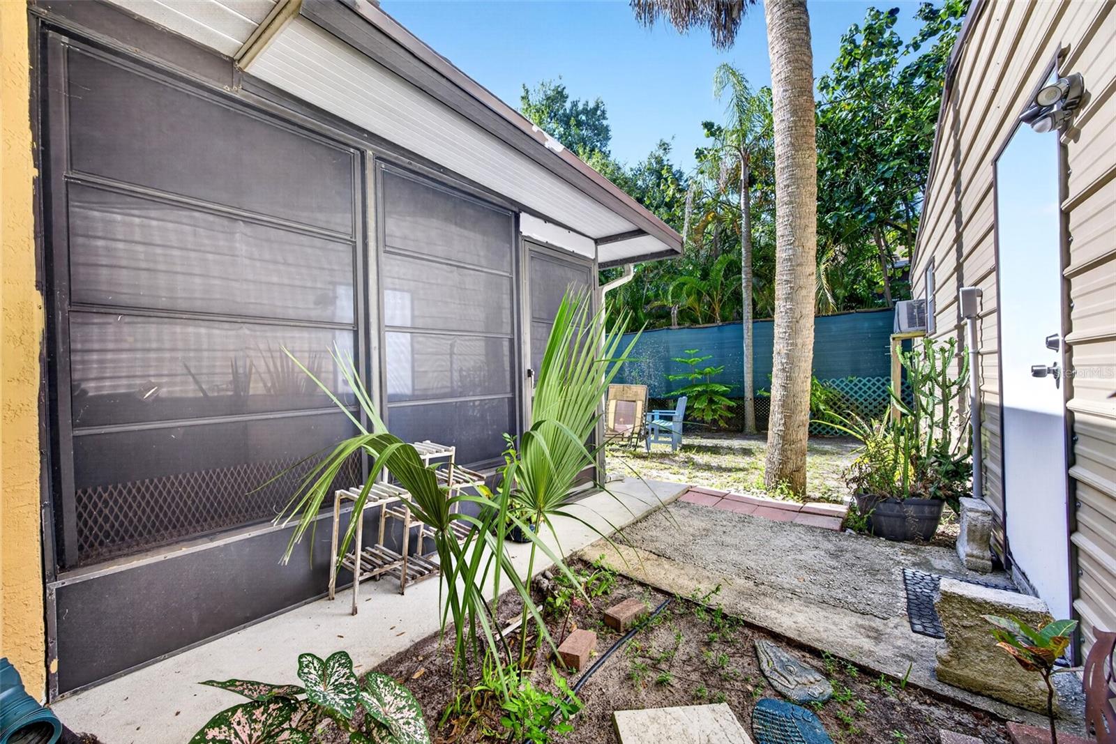 339 W MARIANA AVE, NORTH FORT MYERS, FL, 33903