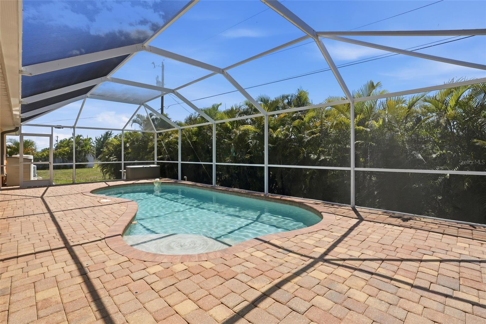 928 NW 5TH PL, CAPE CORAL, FL, 33993