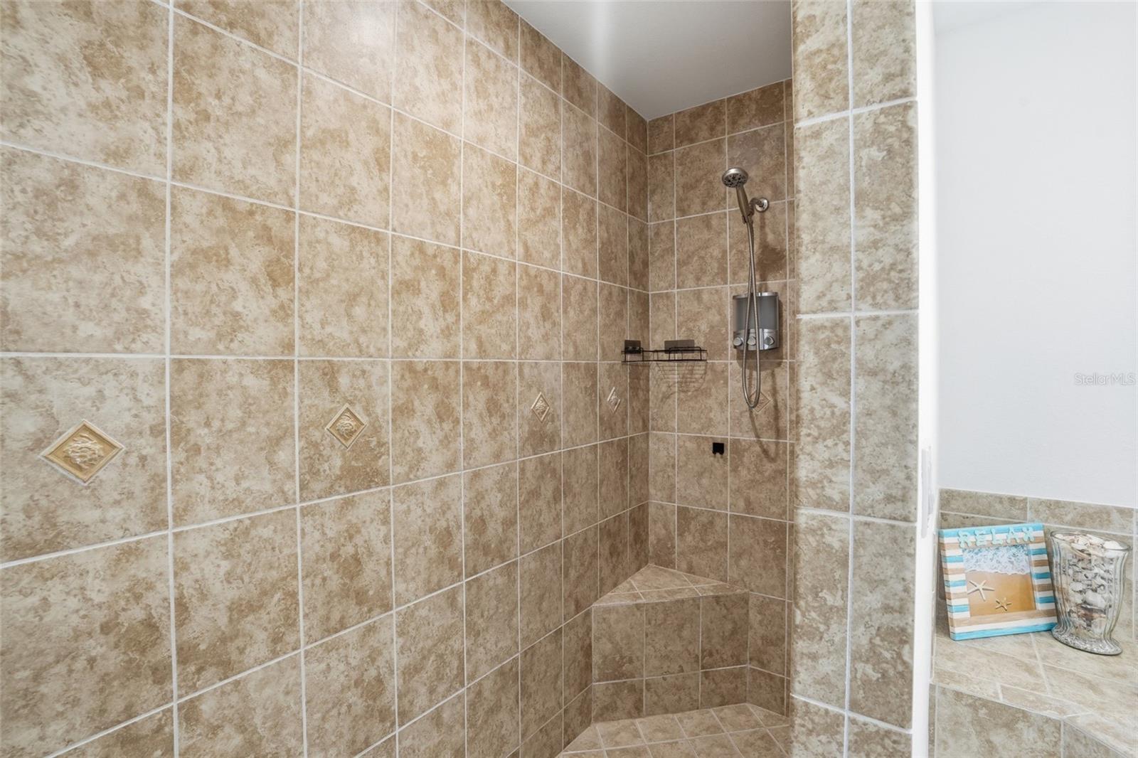 928 NW 5TH PL, CAPE CORAL, FL, 33993