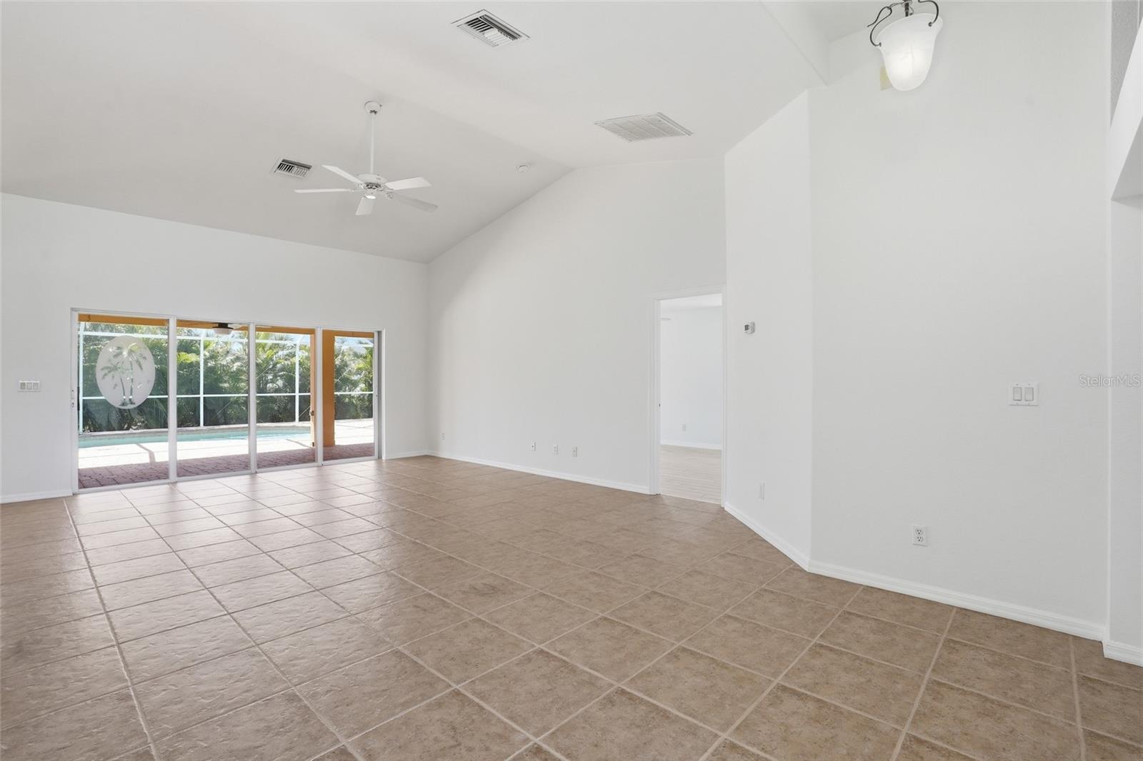 928 NW 5TH PL, CAPE CORAL, FL, 33993