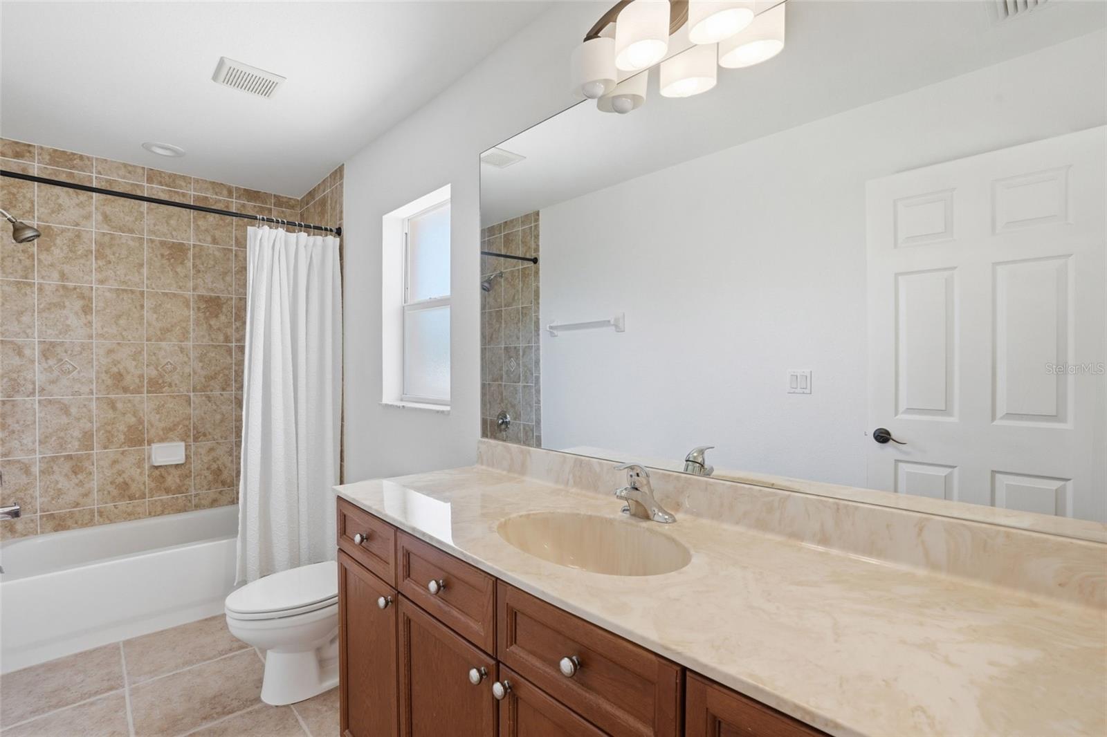 928 NW 5TH PL, CAPE CORAL, FL, 33993