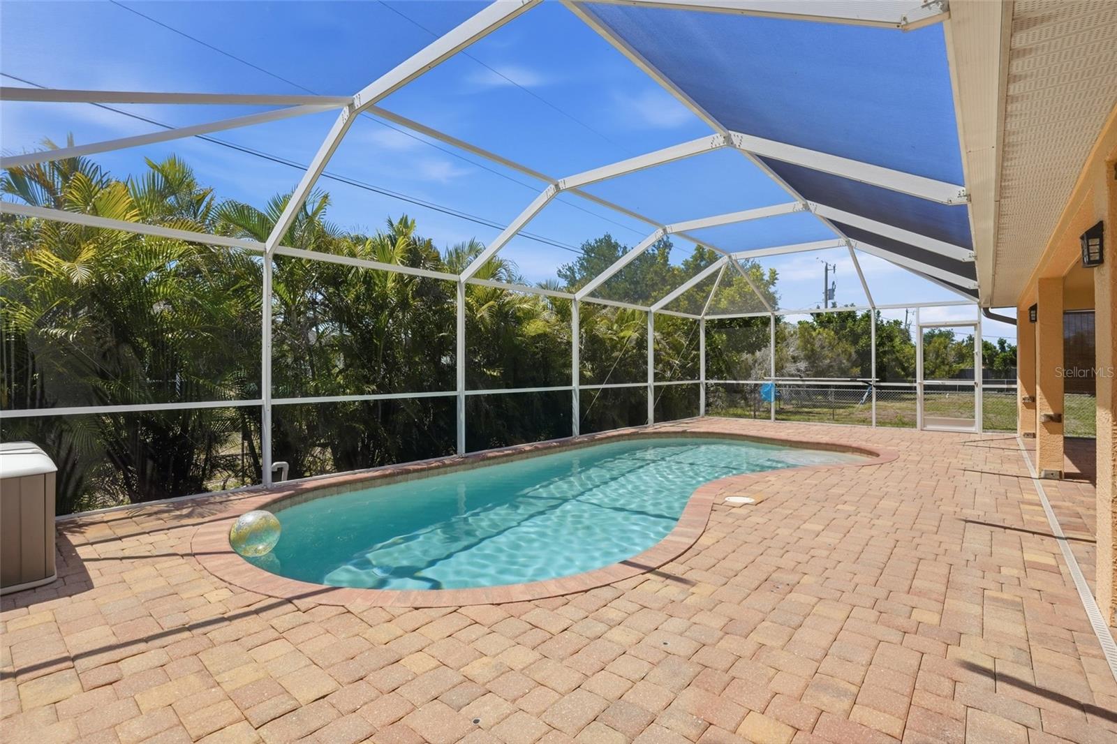 928 NW 5TH PL, CAPE CORAL, FL, 33993