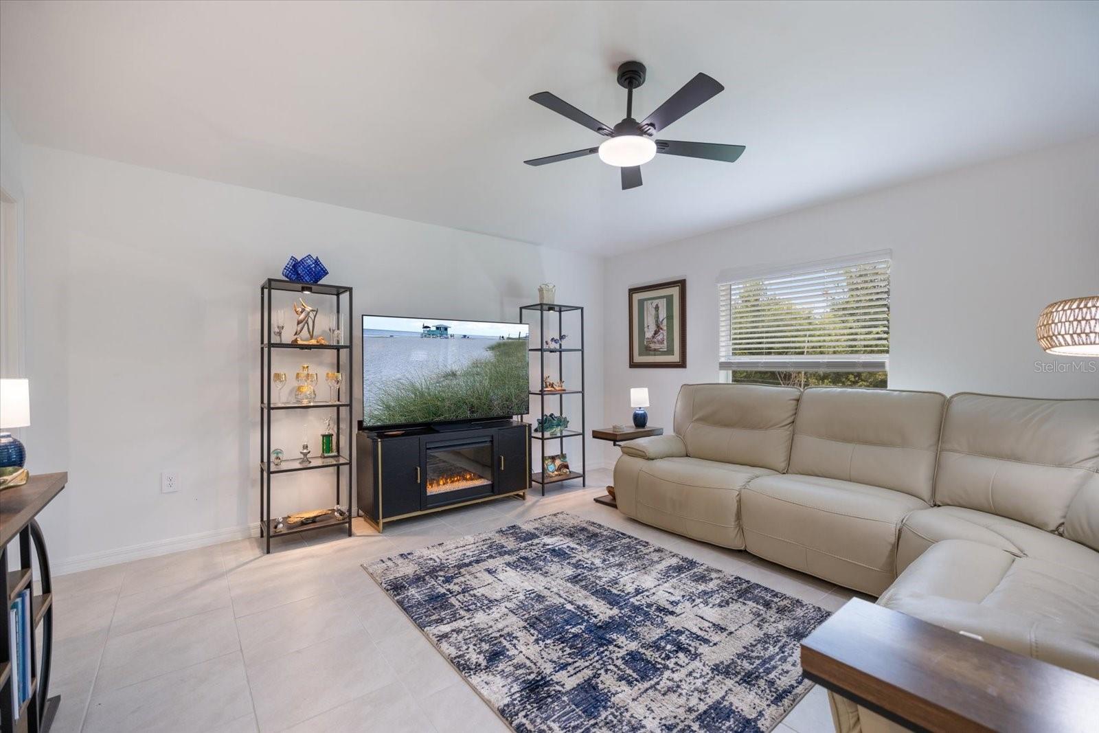 22445 QUASAR BLVD, PORT CHARLOTTE, FL, 33952