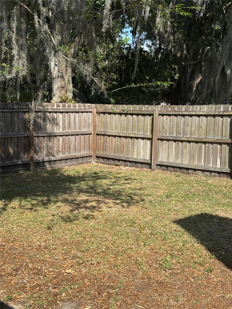 2002 E TIMBERLANE DR, PLANT CITY, FL, 33563