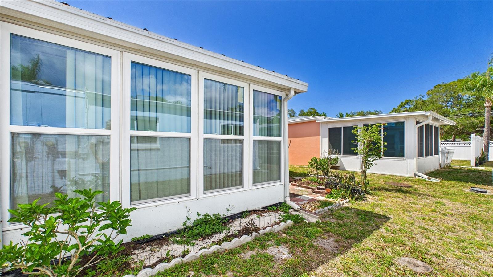 325 SKY LOCH DR W, DUNEDIN, FL, 34698