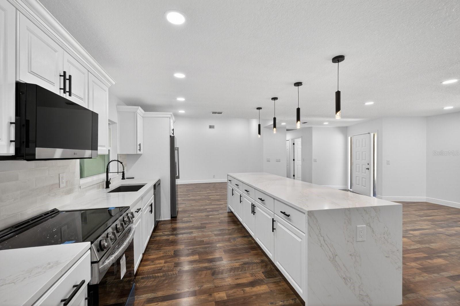 56 BAY WOODS DR, SAFETY HARBOR, FL, 34695