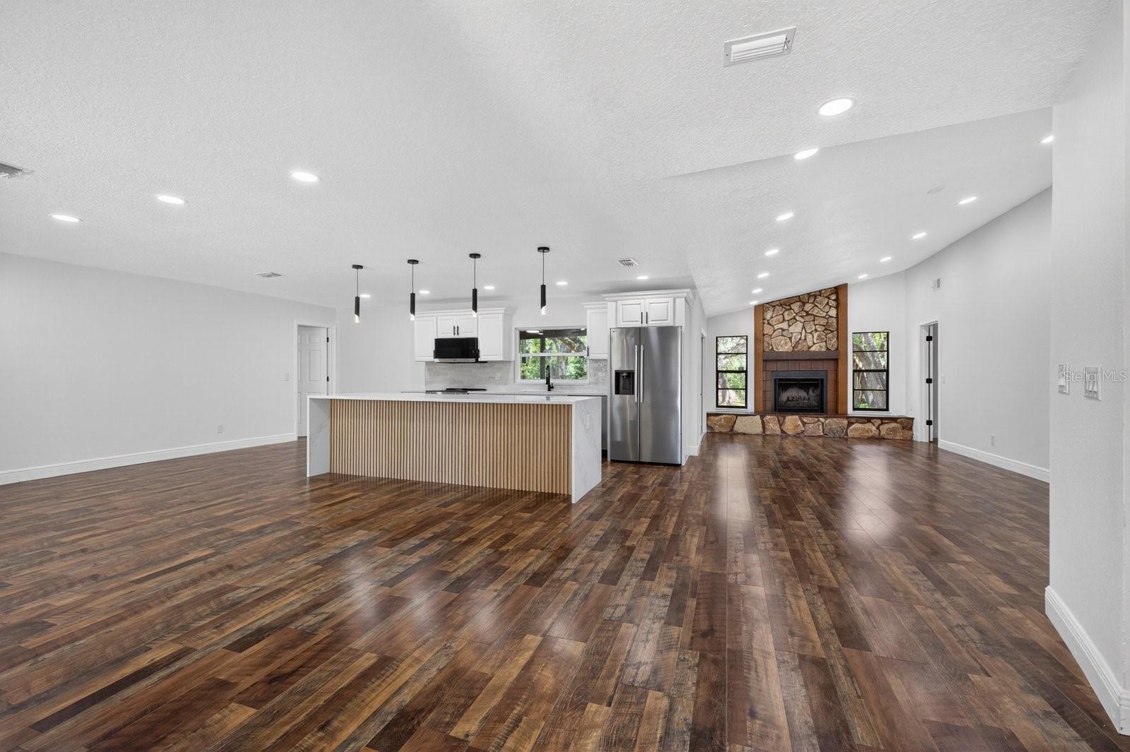 56 BAY WOODS DR, SAFETY HARBOR, FL, 34695