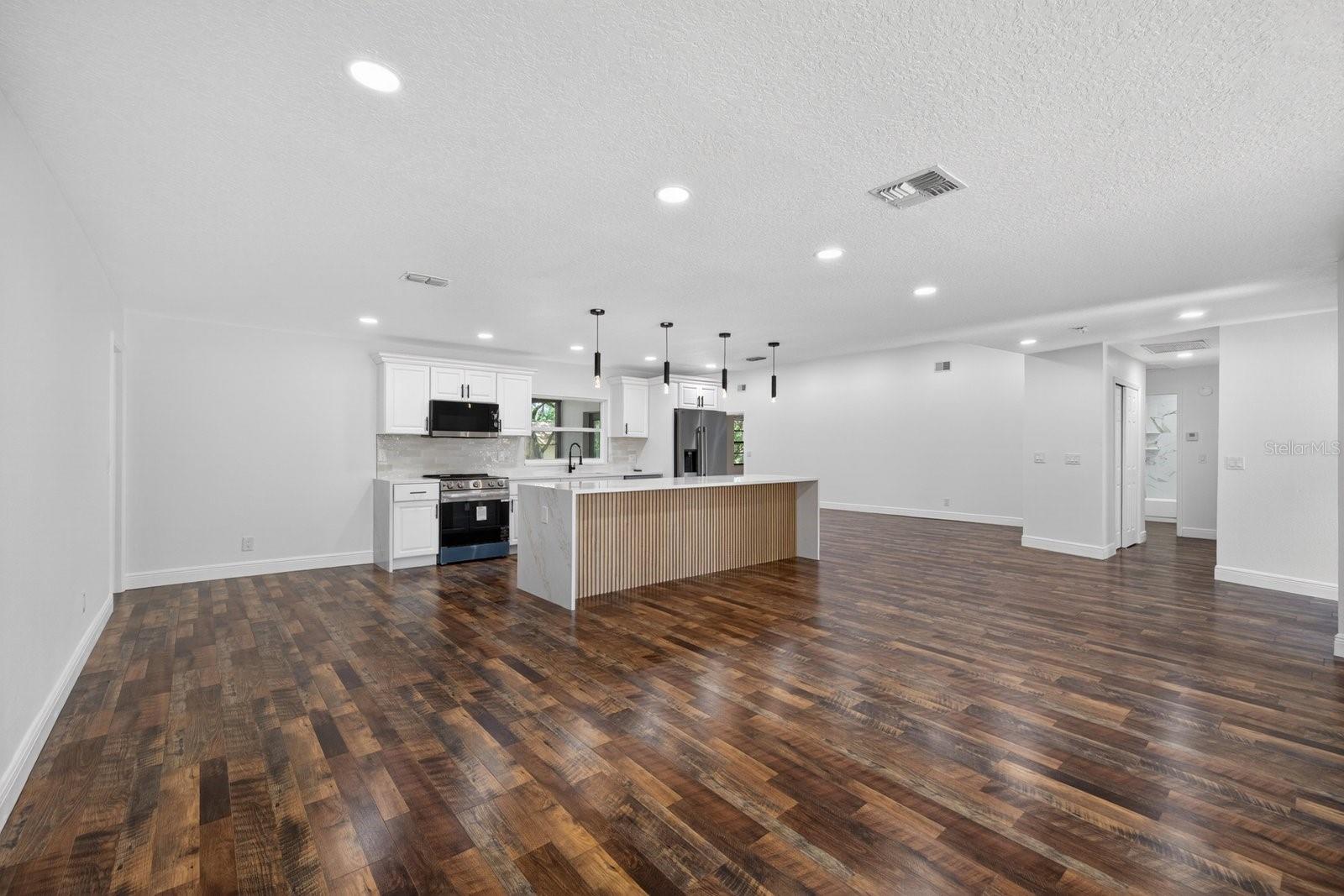 56 BAY WOODS DR, SAFETY HARBOR, FL, 34695