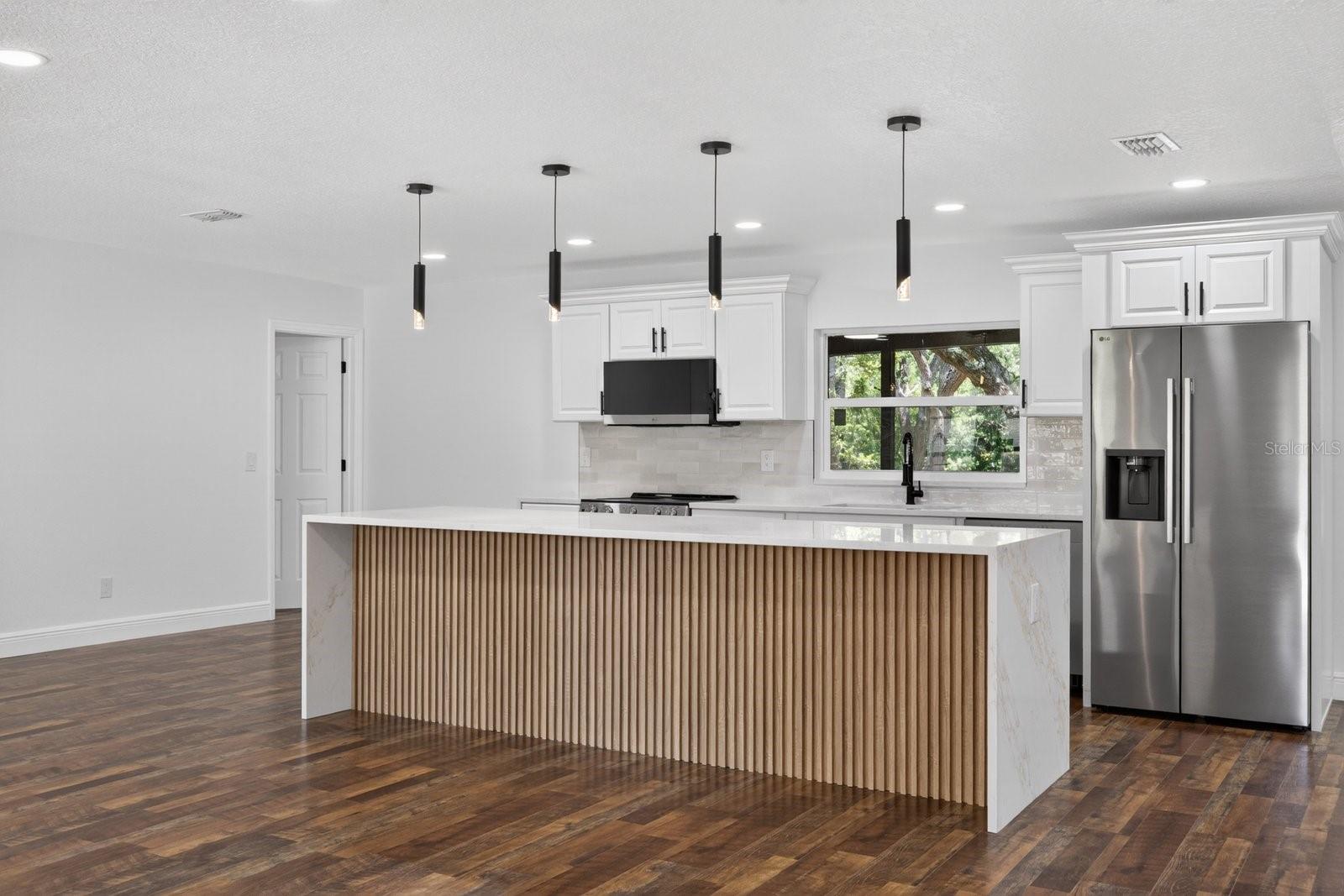 56 BAY WOODS DR, SAFETY HARBOR, FL, 34695