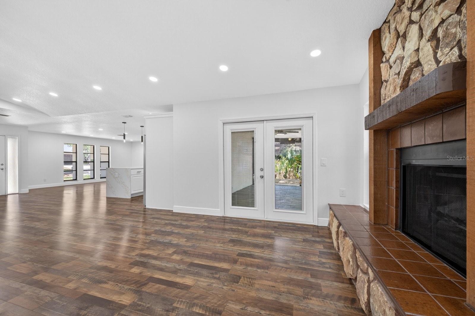 56 BAY WOODS DR, SAFETY HARBOR, FL, 34695