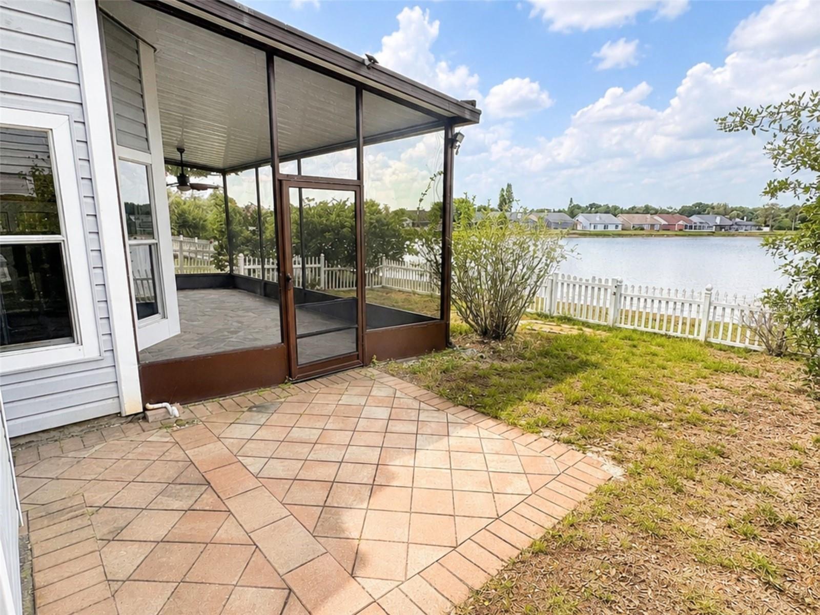 11848 BRANCH MOORING DR, TAMPA, FL, 33635