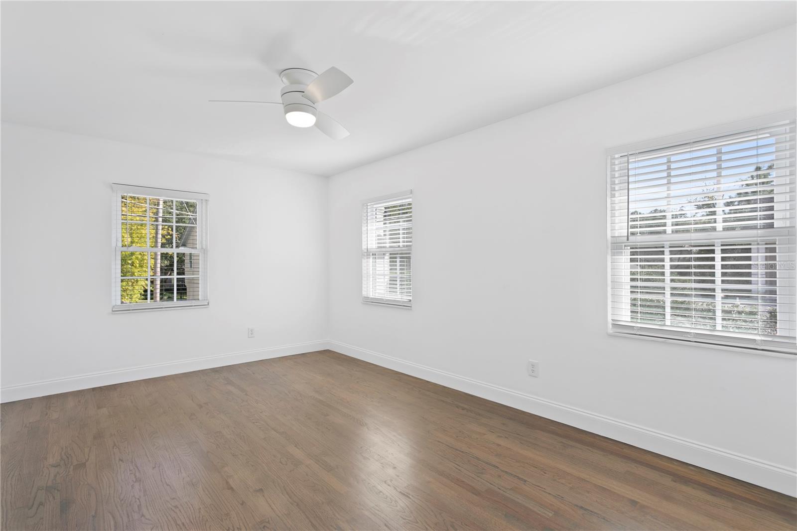 4704 W BROOKWOOD DR, TAMPA, FL, 33629