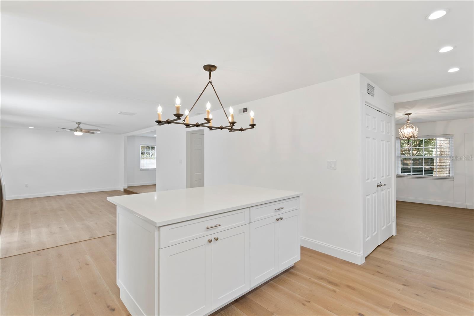 4704 W BROOKWOOD DR, TAMPA, FL, 33629