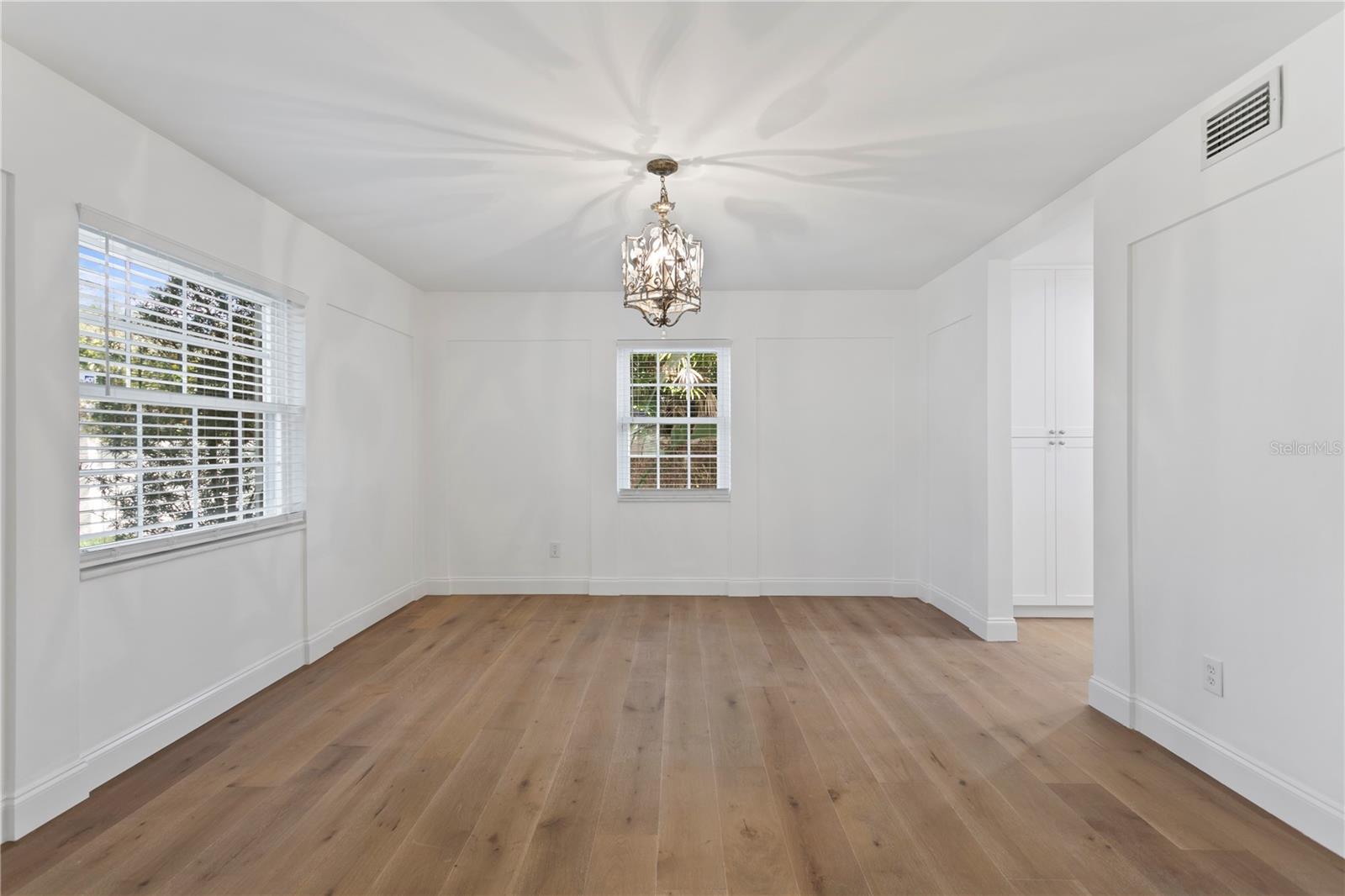 4704 W BROOKWOOD DR, TAMPA, FL, 33629