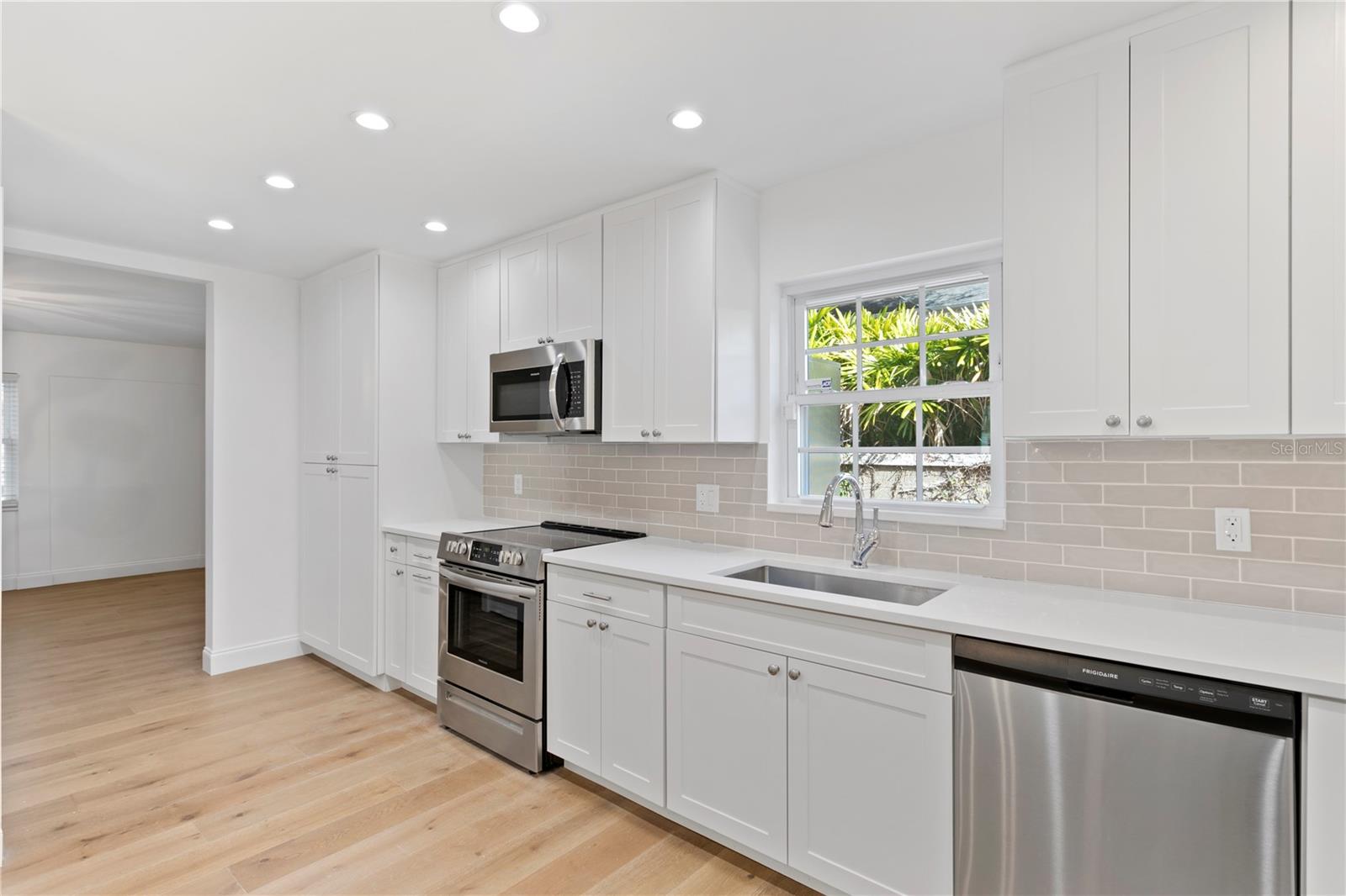 4704 W BROOKWOOD DR, TAMPA, FL, 33629