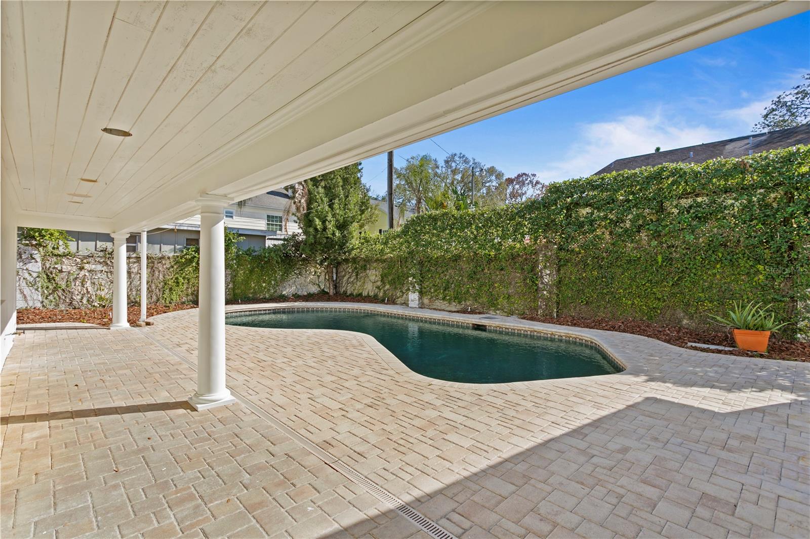 4704 W BROOKWOOD DR, TAMPA, FL, 33629