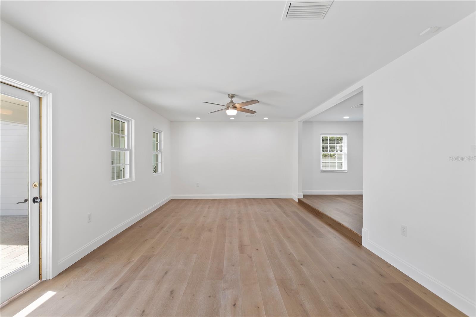 4704 W BROOKWOOD DR, TAMPA, FL, 33629