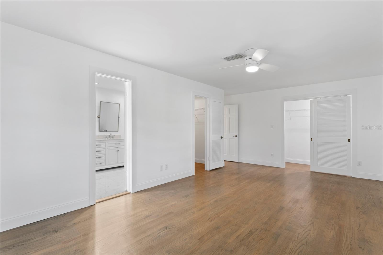 4704 W BROOKWOOD DR, TAMPA, FL, 33629