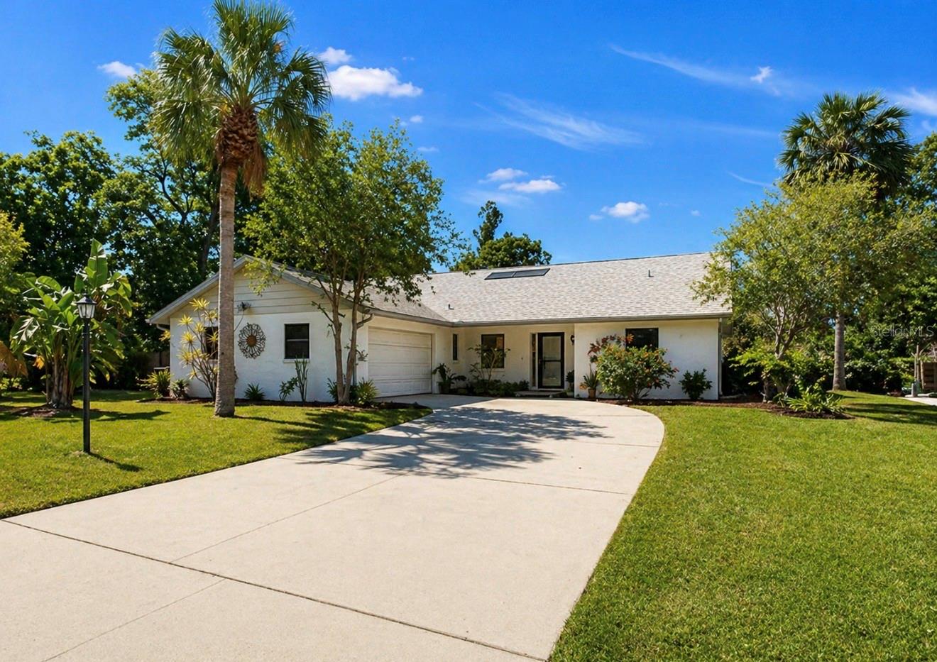 948 WINTER GARDEN DR, SARASOTA, FL, 34243