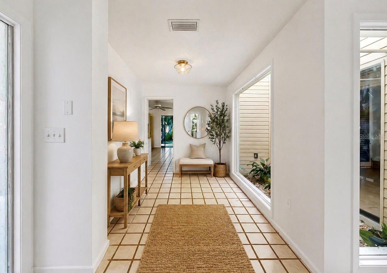 948 WINTER GARDEN DR, SARASOTA, FL, 34243