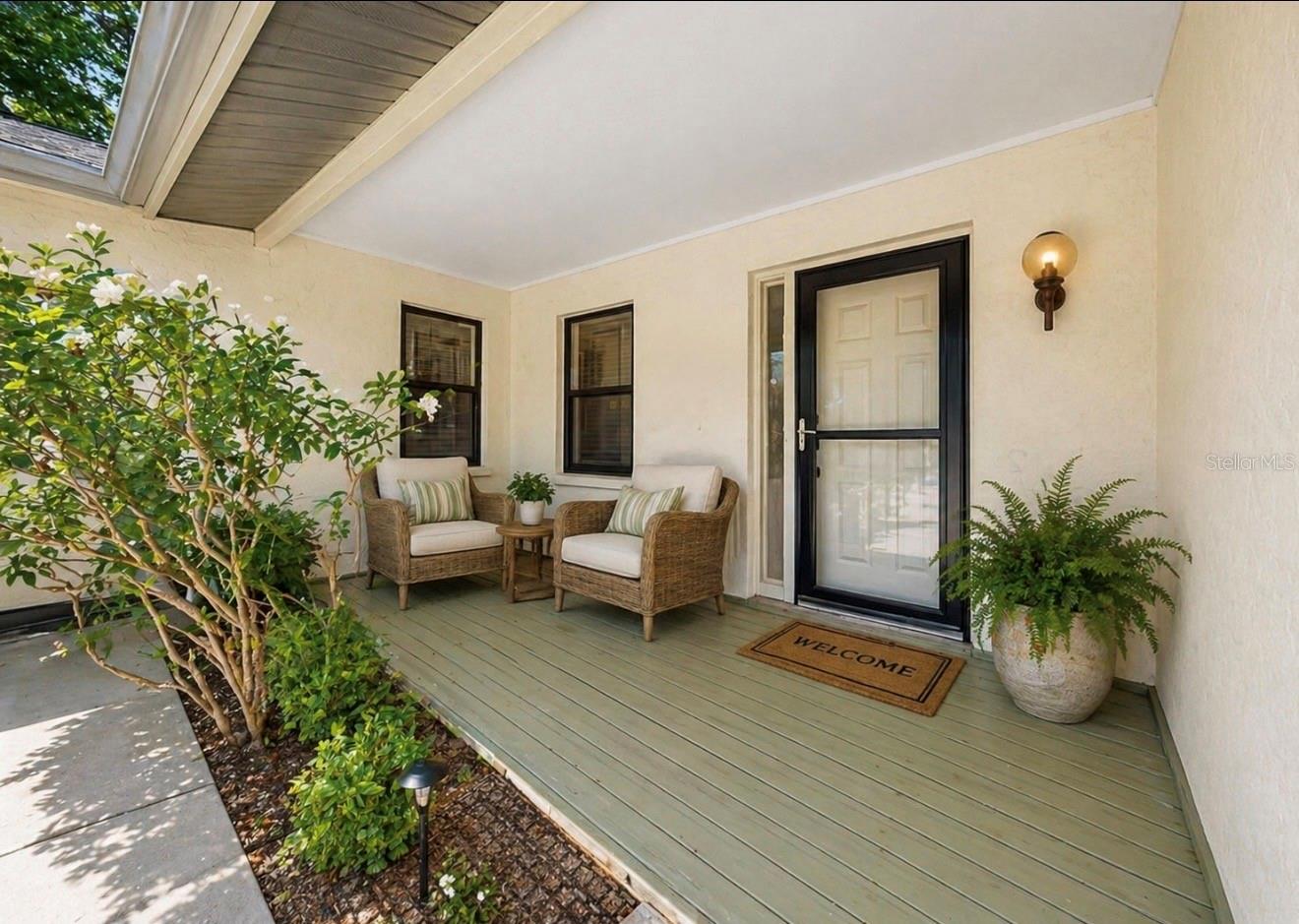 948 WINTER GARDEN DR, SARASOTA, FL, 34243