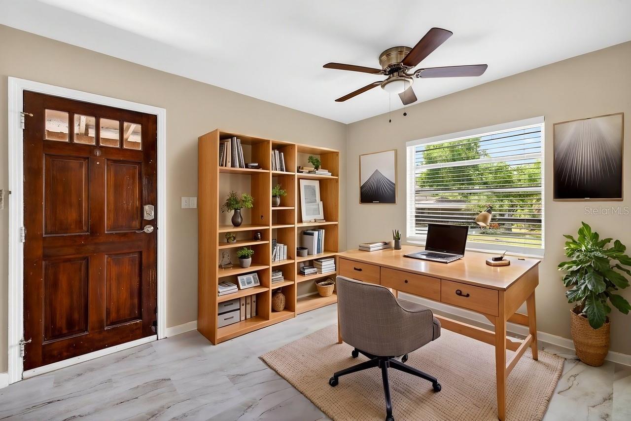 1310 W WOODLAWN AVE, TAMPA, FL, 33603