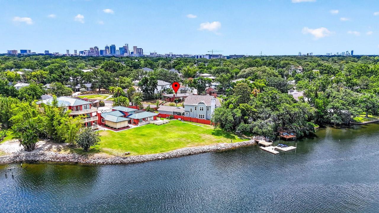 1310 W WOODLAWN AVE, TAMPA, FL, 33603