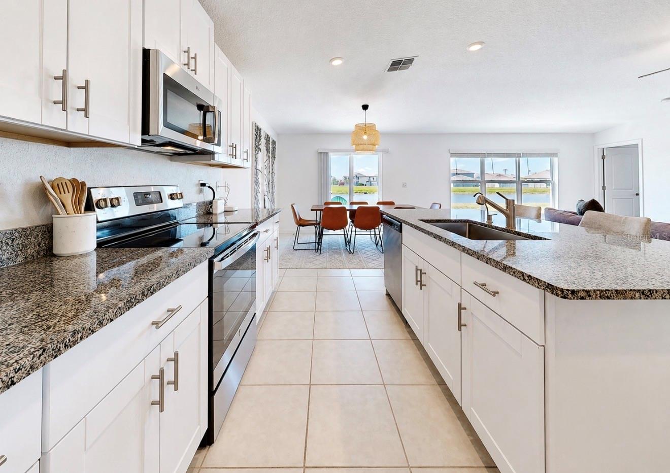 13265 GREAT PLAINS DR, RIVERVIEW, FL, 33579