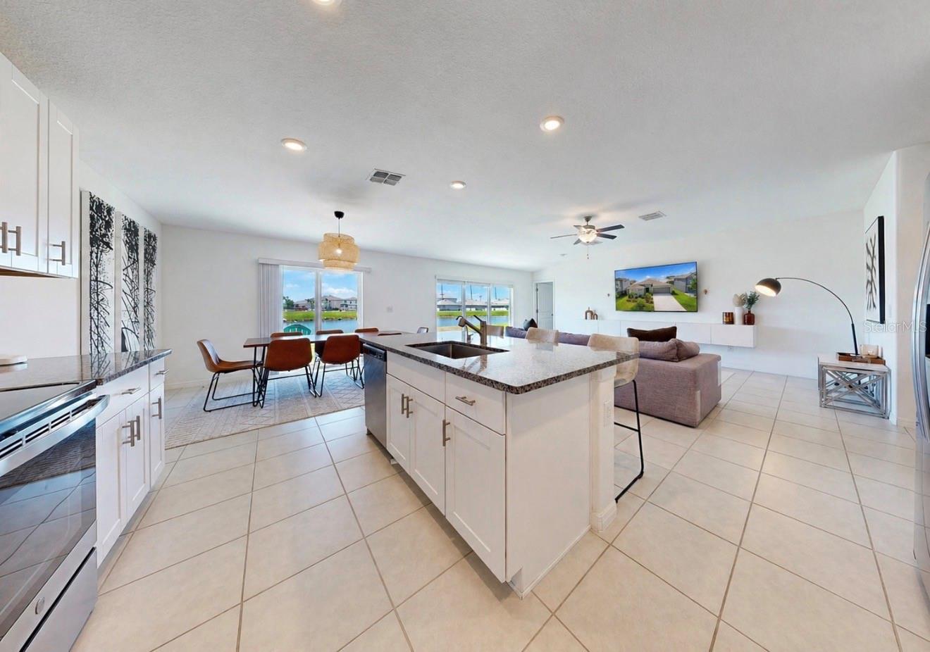 13265 GREAT PLAINS DR, RIVERVIEW, FL, 33579