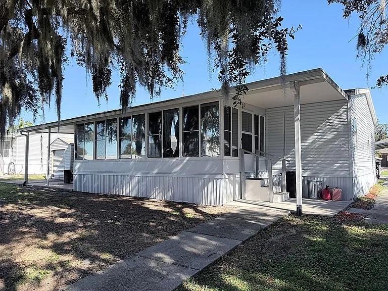 2086 STARBOARD DRIVE, GENEVA, FL, 32732