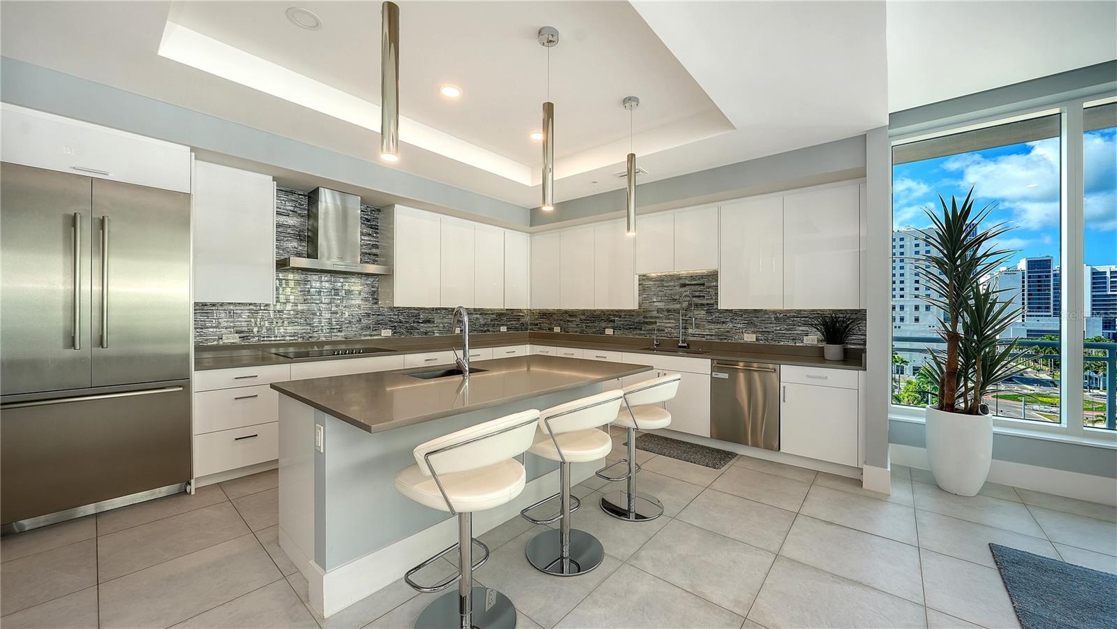 540 N TAMIAMI TRL #804, SARASOTA, FL, 34236