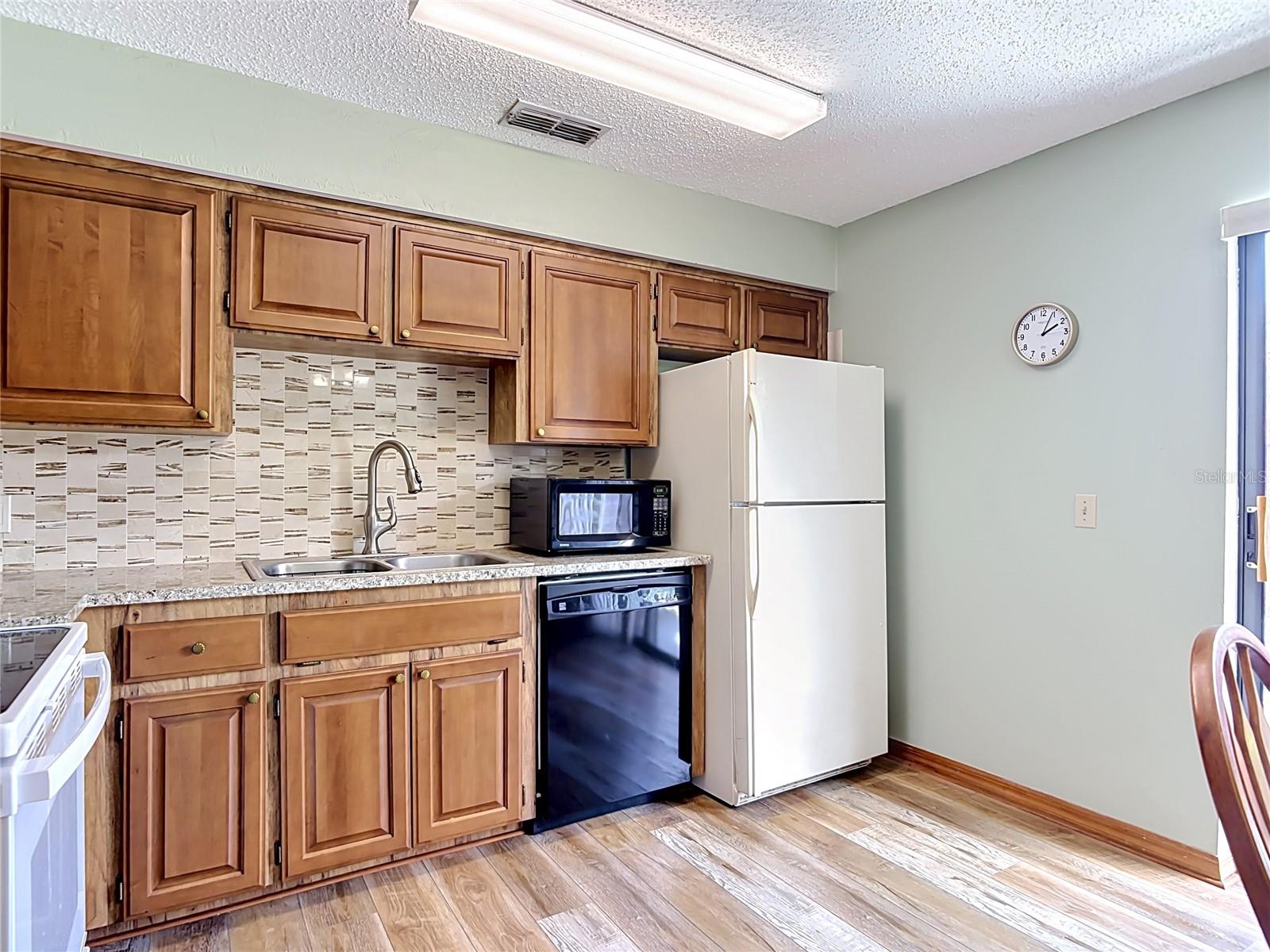 910 BIG TREE RD #12-4, SOUTH DAYTONA, FL, 32119