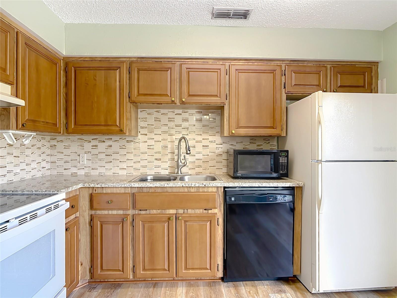 910 BIG TREE RD #12-4, SOUTH DAYTONA, FL, 32119