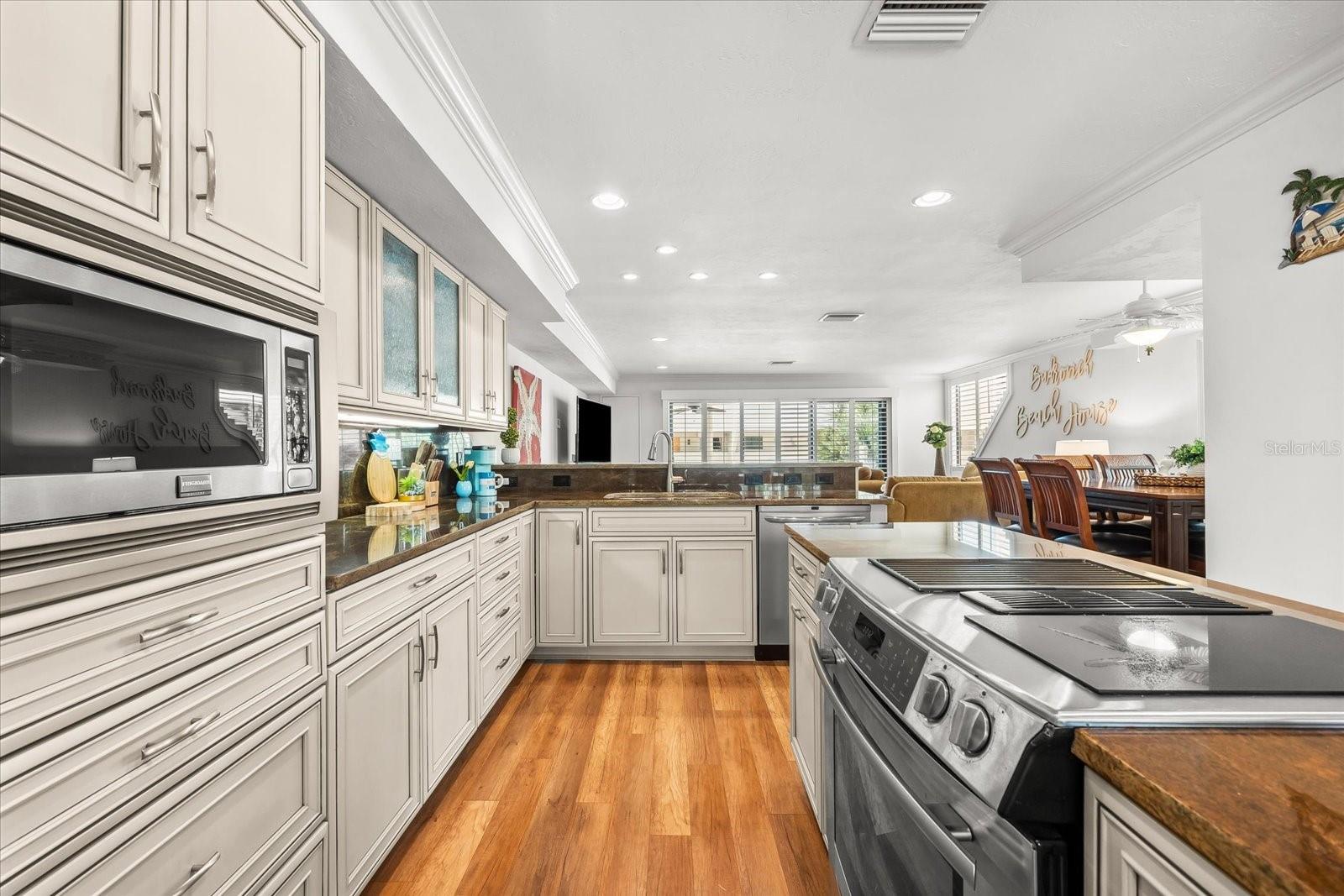 548 BEACH RD #A540, SARASOTA, FL, 34242