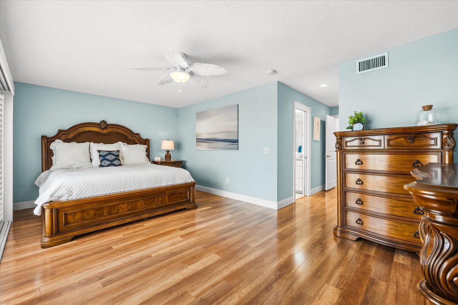 548 BEACH RD #A540, SARASOTA, FL, 34242