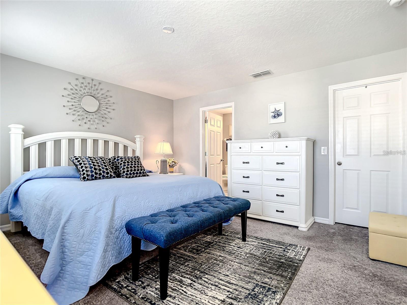 1300 CAVENDER CREEK RD, MINNEOLA, FL, 34715