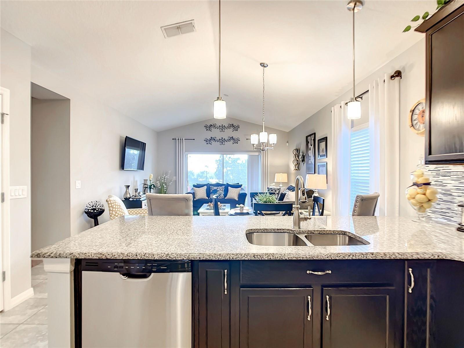 1300 CAVENDER CREEK RD, MINNEOLA, FL, 34715