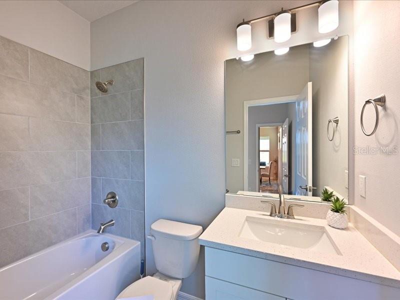 8251 ABALONE LOOP, PARRISH, FL, 34219