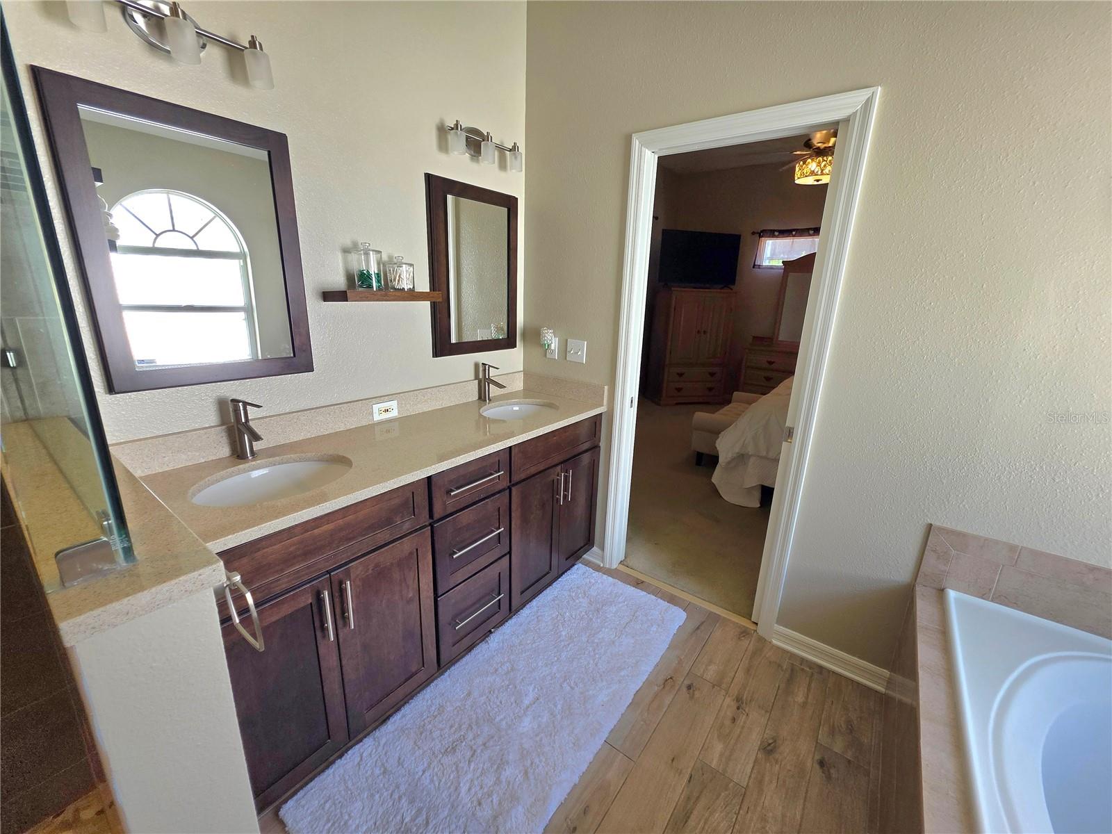 2608 VINEDALE AVE, VALRICO, FL, 33596